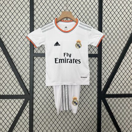 REAL MADRID T-SHIRT I 13/14 KINDERSET (RETRO)